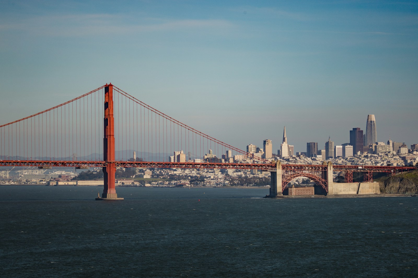 Golden Gate Köprüsü ve San Francisco Körfezi